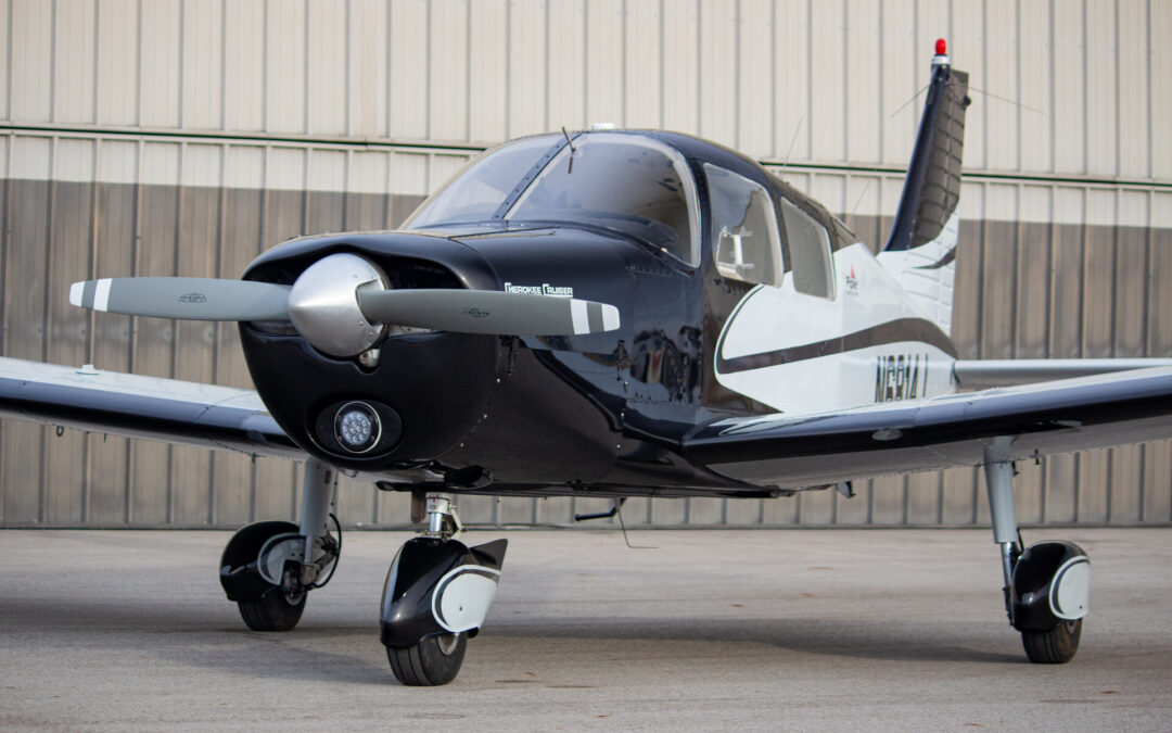N6814J 1976 Piper Cherokee Cruiser